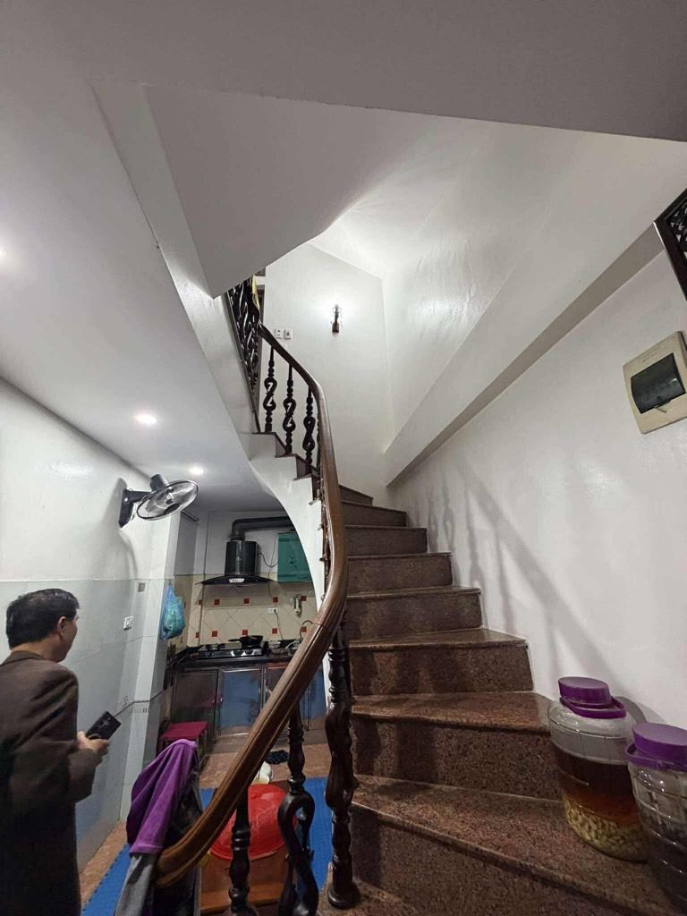 Bán nhà Tam Trinh - diện tích 20m2 4 tầng - gần chợ Mai Động - giá 4,75 tỷ