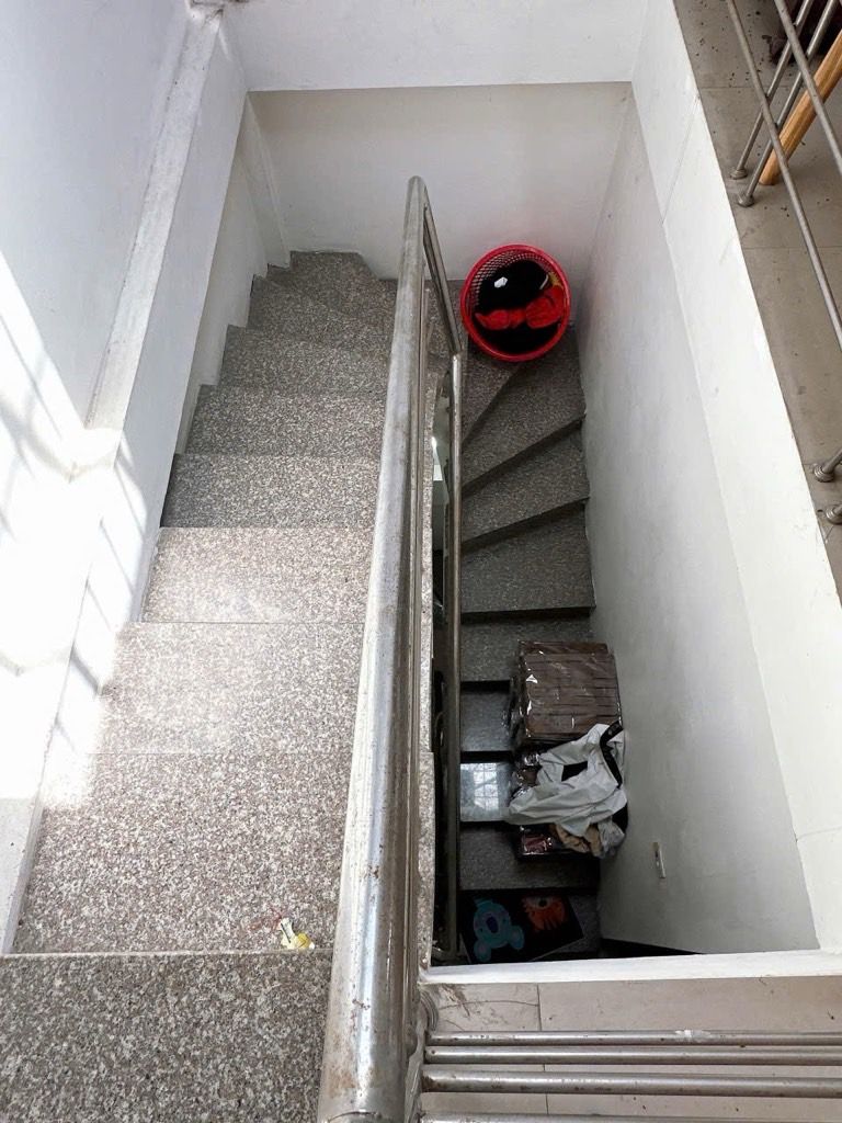 Bán nhà Thuý Lĩnh - diện tích 25m2 4 tầng - lô góc - giá 5 tỷ