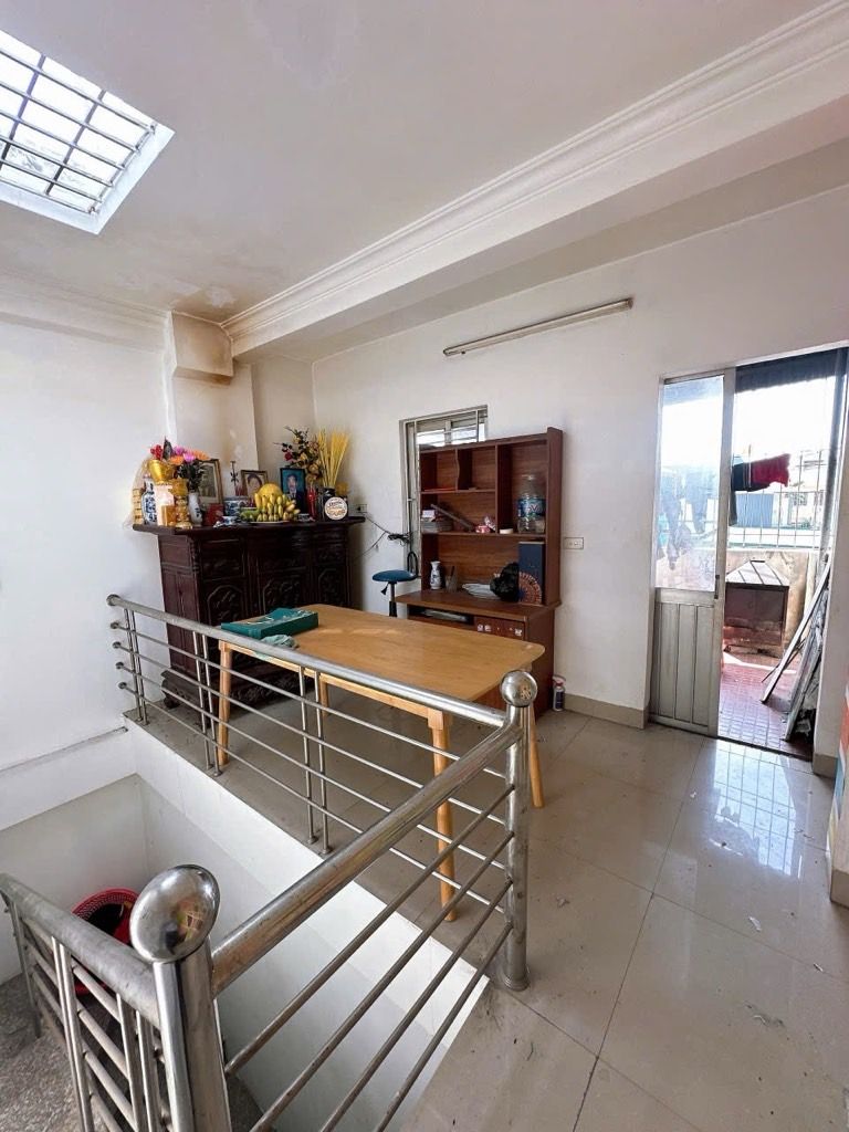 Bán nhà Thuý Lĩnh - diện tích 25m2 4 tầng - lô góc - giá 5 tỷ