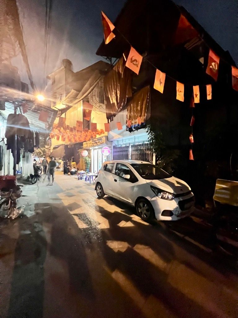 Bán nhà Tân Mai - diện tích 55m2 2 tầng - PHÂN LÔ HIẾM – 2 MẶT NGÕ Ô TÔ TRÁNH – NGÕ THÔNG KINH DOANH - giá 9,5 tỷ