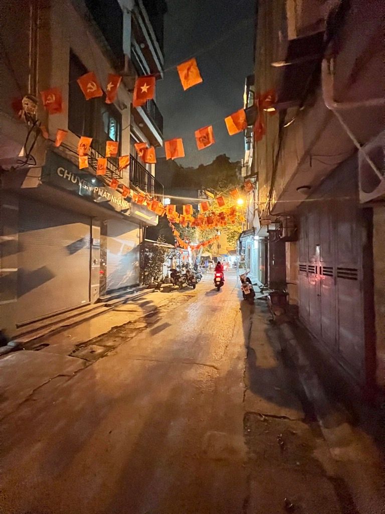 Bán nhà Tân Mai - diện tích 55m2 2 tầng - PHÂN LÔ HIẾM – 2 MẶT NGÕ Ô TÔ TRÁNH – NGÕ THÔNG KINH DOANH - giá 9,5 tỷ