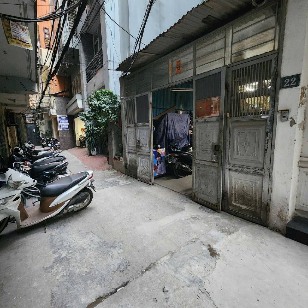 Bán nhà Xã Đàn - diện tích 80.1m2 3 tầng - Ô tô đỗ cửa - giá 22,5 tỷ