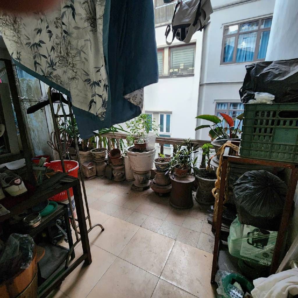 Bán nhà Xã Đàn - diện tích 80.1m2 3 tầng - Ô tô đỗ cửa - giá 22,5 tỷ