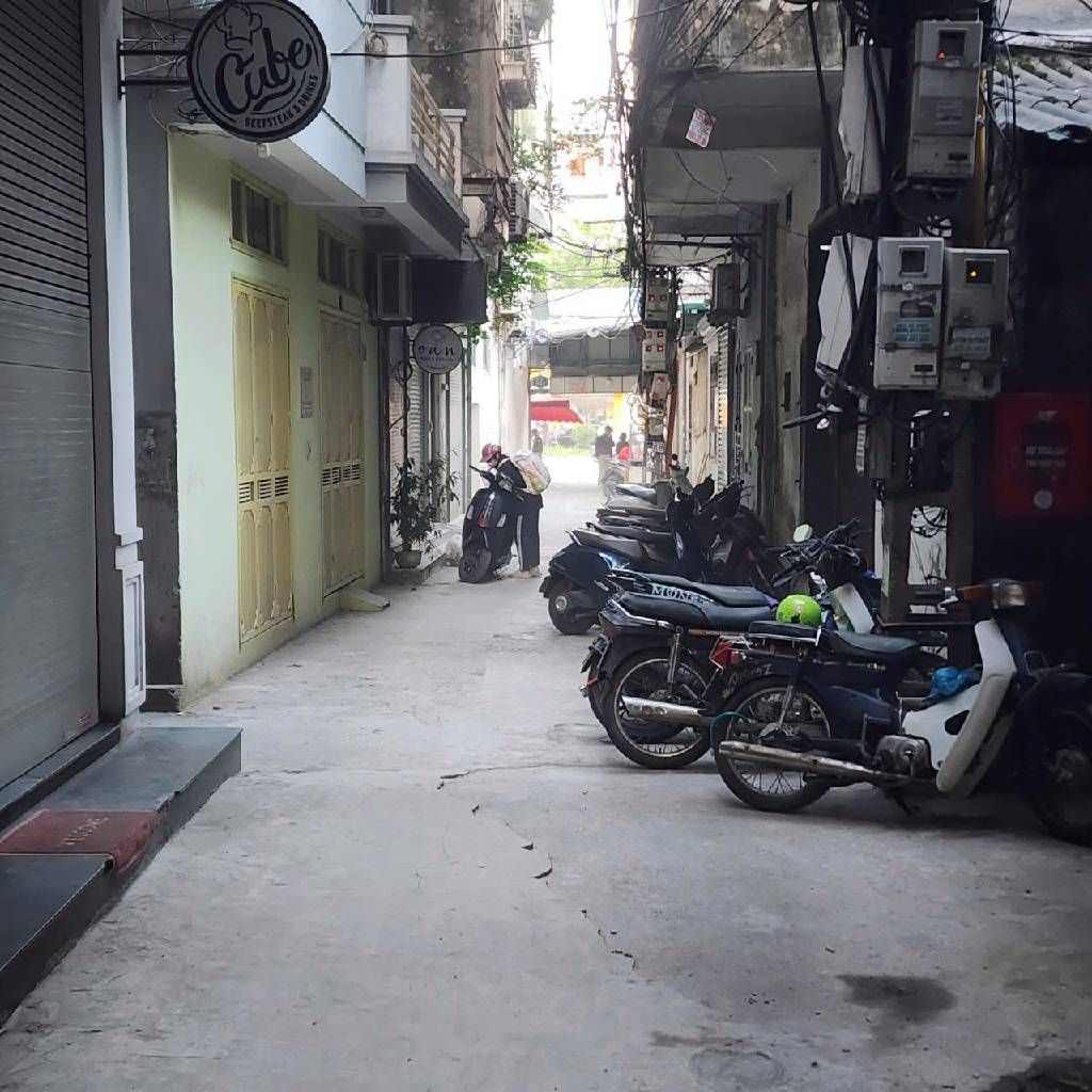 Bán nhà Xã Đàn - diện tích 80.1m2 3 tầng - Ô tô đỗ cửa - giá 22,5 tỷ