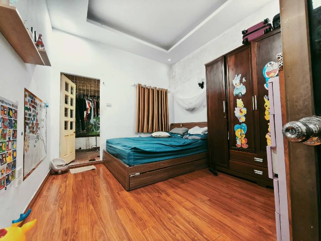 Bán nhà Định Công Hạ - diện tích 35.5m2 2 tầng - Ngõ ô tô đỗ cửa - giá 2,45 tỷ