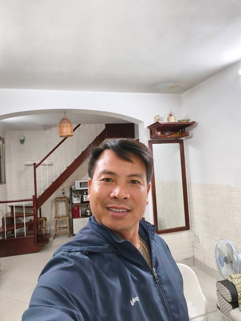 Bán nhà Định Công Hạ - diện tích 35.5m2 2 tầng - Ngõ ô tô đỗ cửa - giá 2,45 tỷ