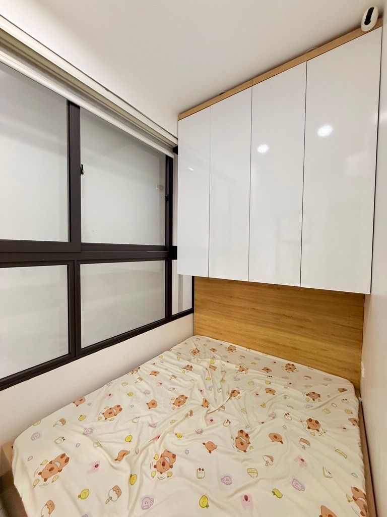 Bán nhà Hồng Mai - diện tích 12m2 6 tầng - Ngõ thông ba bước ra phố - giá 3,1 tỷ