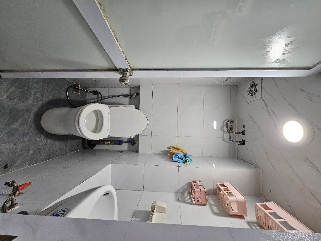 Bán nhà Tân Mai - diện tích 50m2 1 tầng - nhà đẹp ở ngay - giá 3,28 tỷ