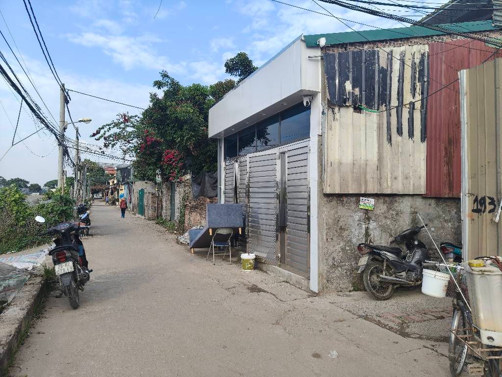 Bán nhà Thúy Lĩnh - diện tích 43m2 1 tầng - ô tô vào nhà thoải mái - giá 2 tỷ