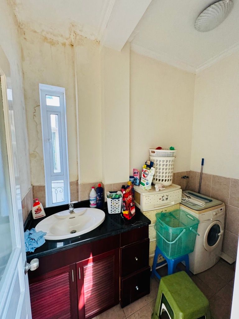 Bán nhà Nguyễn Lương Bằng - diện tích 65m2 4 tầng - Lô góc, ô tô đỗ cổng - giá 12,1 tỷ