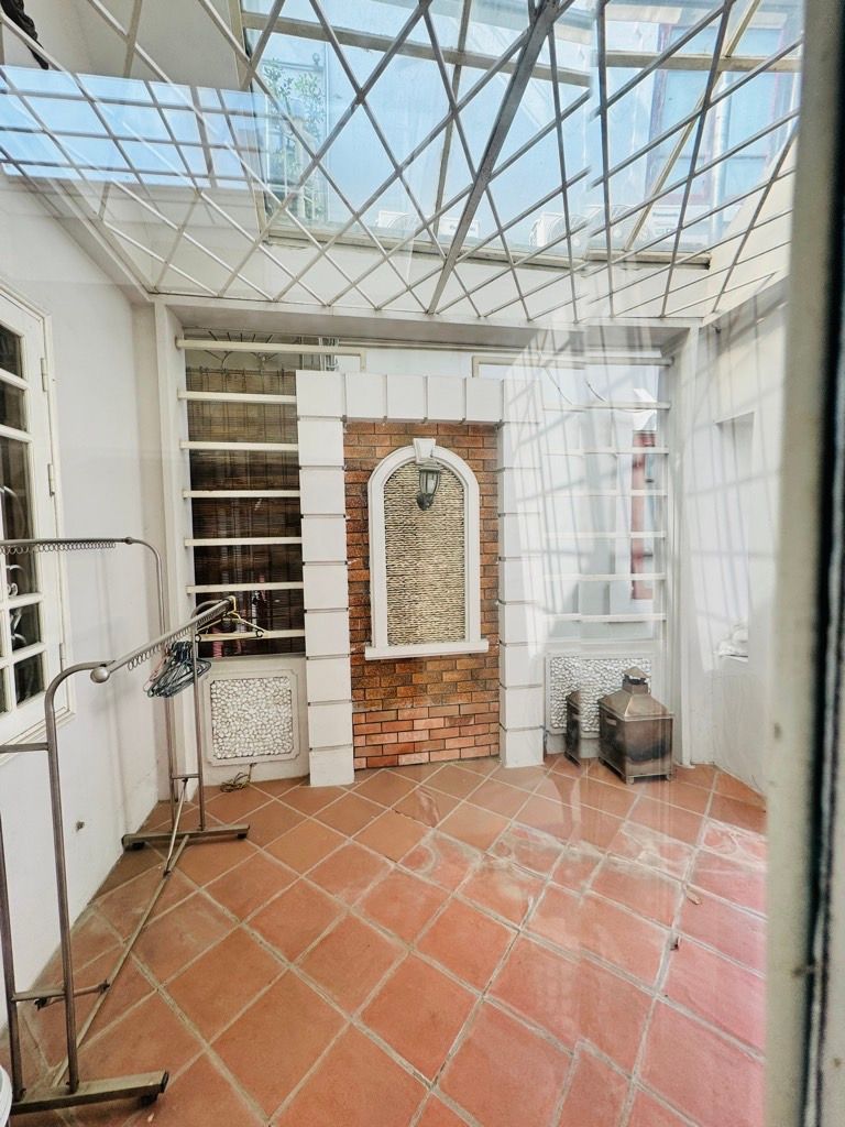 Bán nhà Nguyễn Lương Bằng - diện tích 65m2 4 tầng - Lô góc, ô tô đỗ cổng - giá 12,1 tỷ