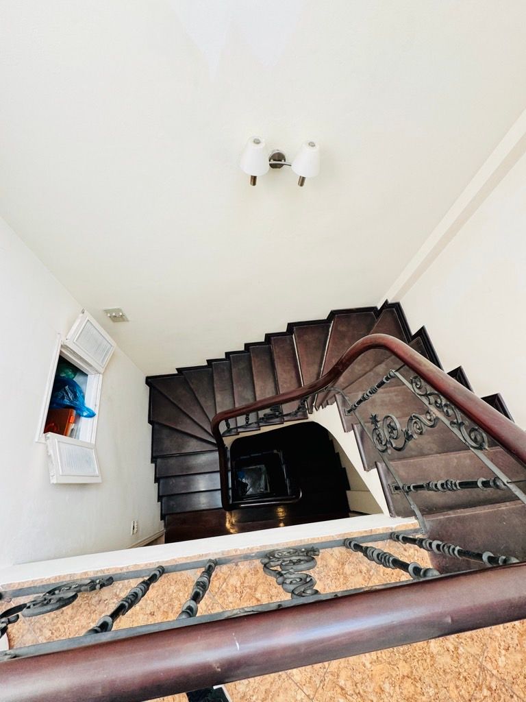 Bán nhà Nguyễn Lương Bằng - diện tích 65m2 4 tầng - Lô góc, ô tô đỗ cổng - giá 12,1 tỷ