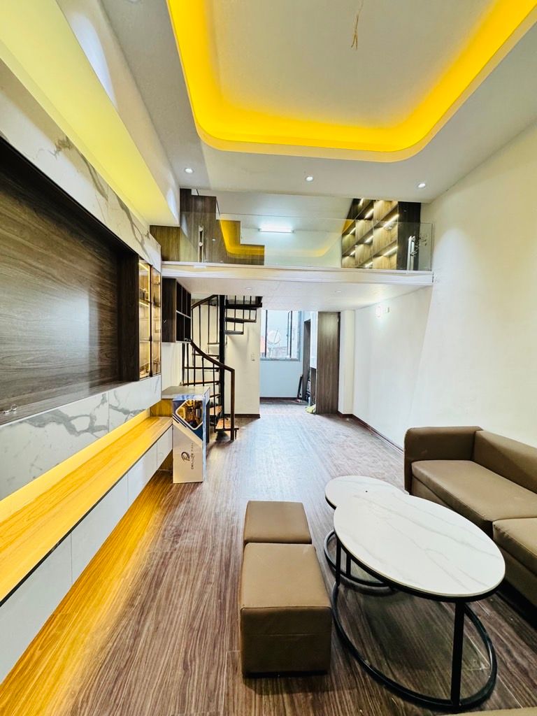 Bán Căn Hộ Tập Thể Lê Gia Định, Q. Hai Bà Trưng: 50m2 Sử Dụng – 2 Ngủ 2 WC – Giá Chỉ 2.69 Tỷ