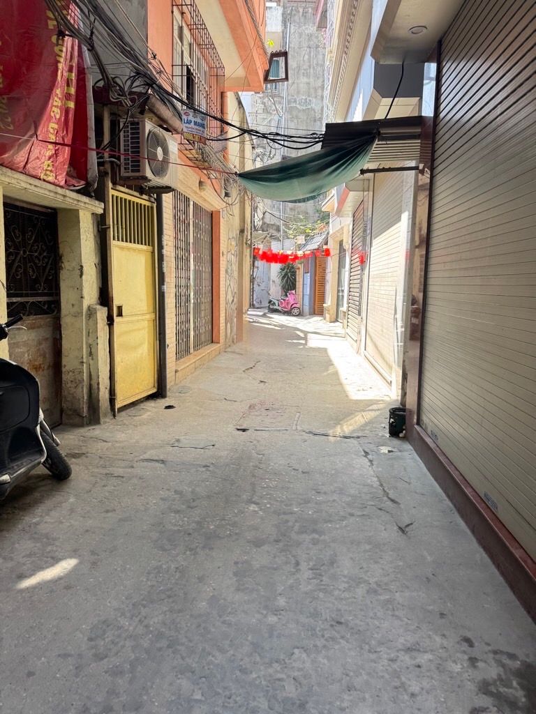 Bán nhà Trung Tả - diện tích 33.7m2 5 tầng - Lô góc, mặt ngõ thông - giá 8,6 tỷ