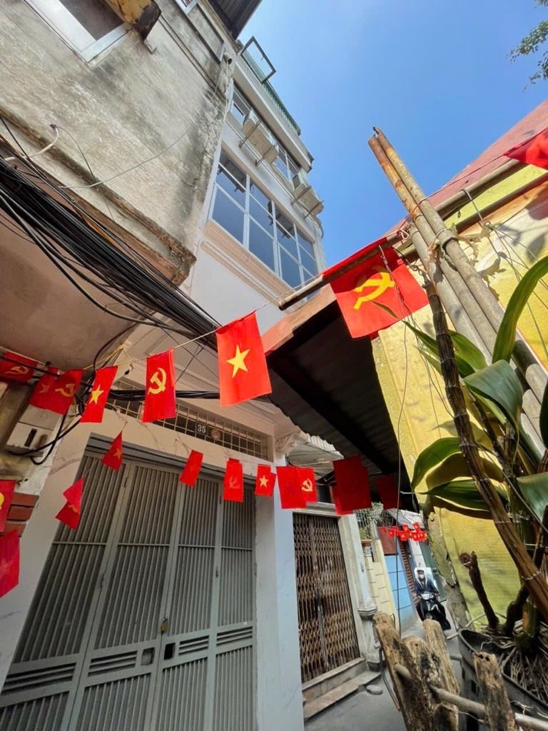 Bán nhà Trung Tả - diện tích 33.7m2 5 tầng - Lô góc, mặt ngõ thông - giá 8,6 tỷ