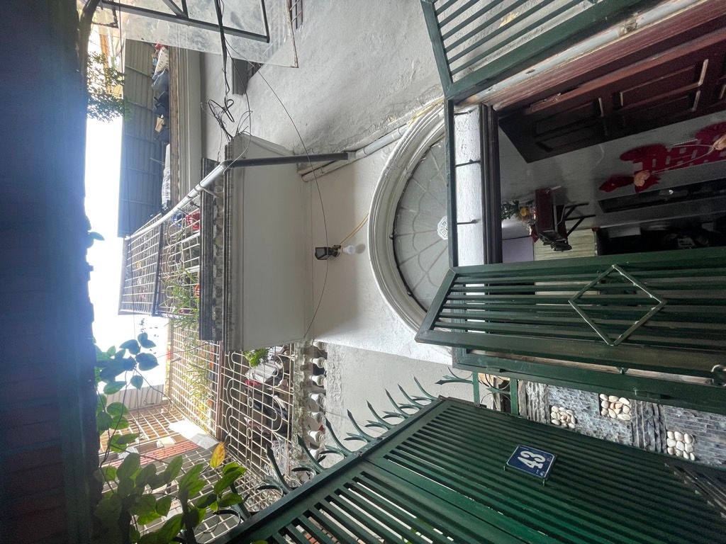 Bán nhà Giáp Bát - diện tích 30.8m2 3 tầng - Ngõ 67 thoáng, yên tĩnh - giá 6 tỷ