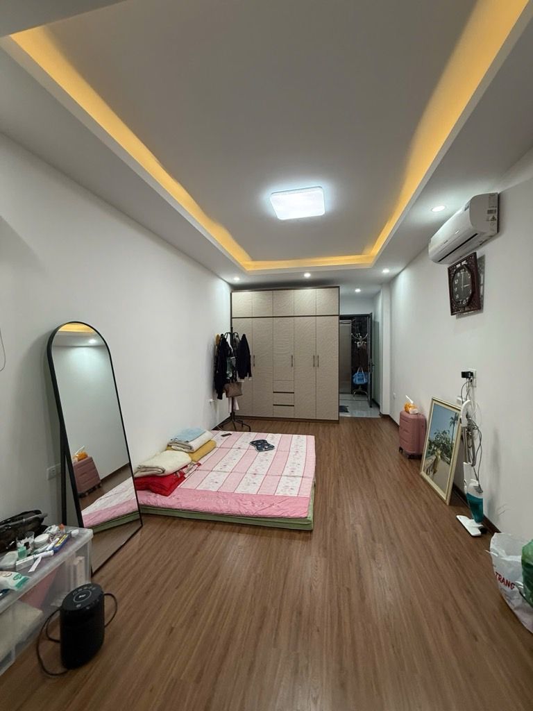 Bán nhà Kim Ngưu - diện tích 35m2 5 tầng - LÔ GÓC THANG MÁY - giá 14 tỷ