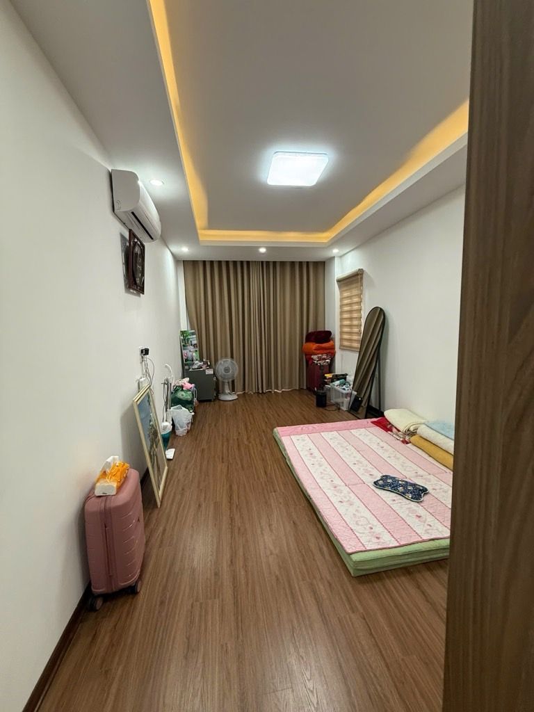 Bán nhà Kim Ngưu - diện tích 35m2 5 tầng - LÔ GÓC THANG MÁY - giá 14 tỷ