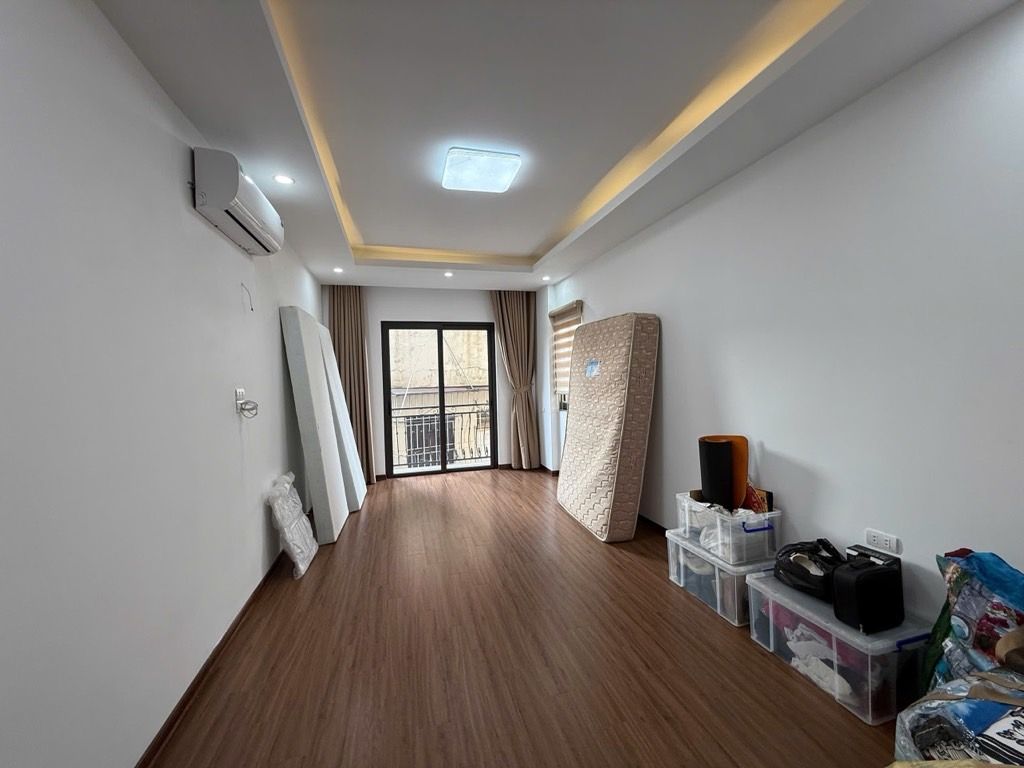 Bán nhà Kim Ngưu - diện tích 35m2 5 tầng - LÔ GÓC THANG MÁY - giá 14 tỷ