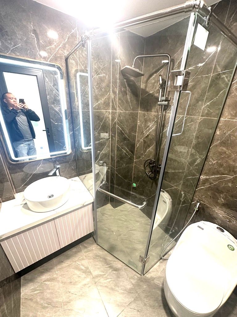 Bán nhà Nguyễn Chính - diện tích 54m2 5 tầng - Ô tô tránh - giá 17,5 tỷ