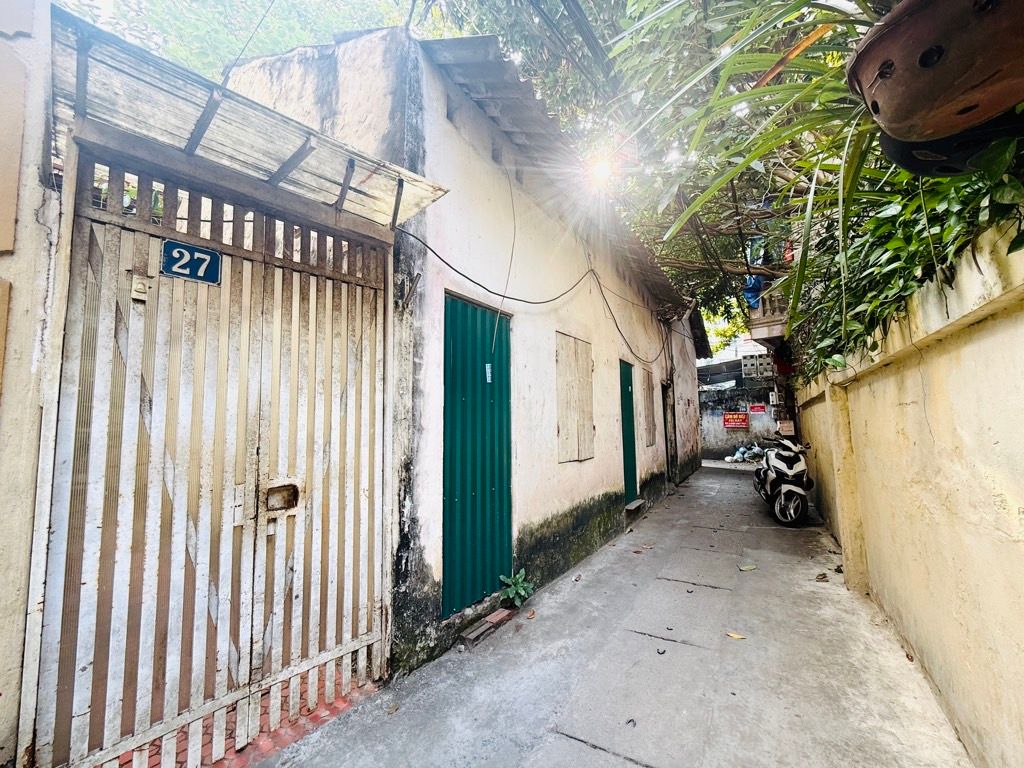 Bán nhà Bạch Đằng - diện tích 91m2 1 tầng - Cấp 4 lô góc 3 thoáng - giá 14,9 tỷ