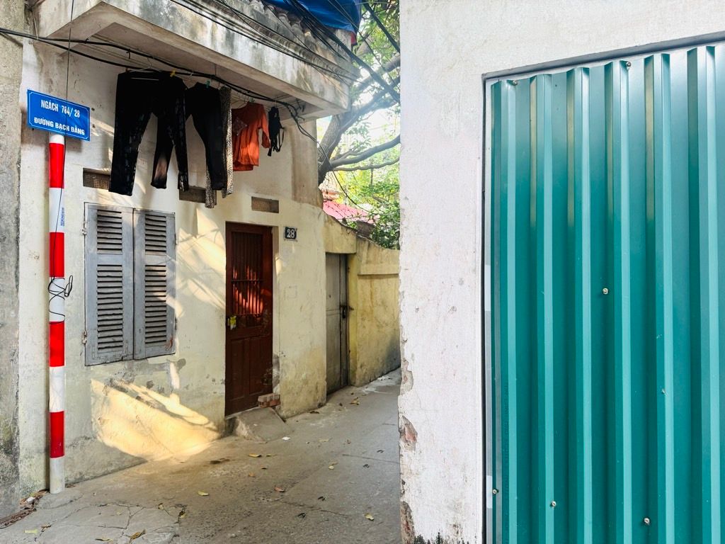 Bán nhà Bạch Đằng - diện tích 91m2 1 tầng - Cấp 4 lô góc 3 thoáng - giá 14,9 tỷ