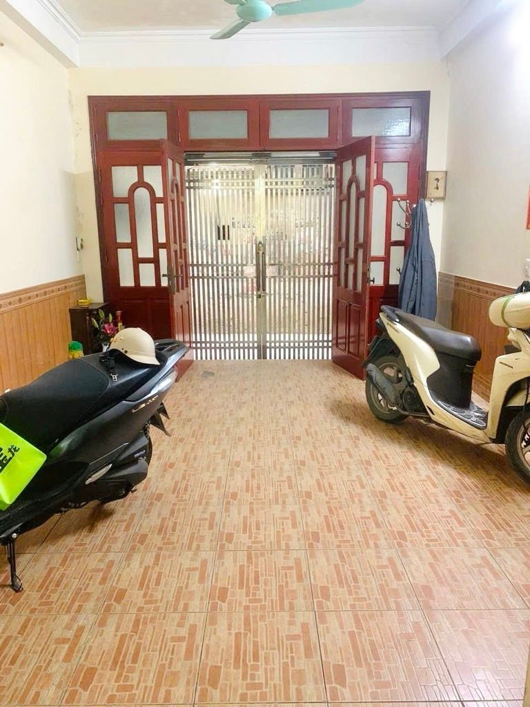 Bán nhà Tương Mai - diện tích 55.3m2 4 tầng - gần nhiều trường đại học lớn - giá 17 tỷ