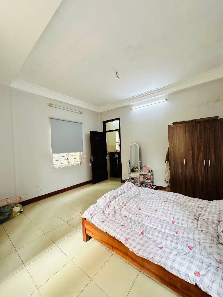 Bán nhà Văn Chương - diện tích 29m2 4 tầng - Lô góc - giá 12,6 tỷ