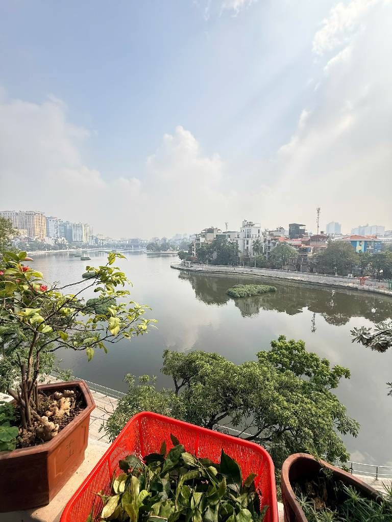 Bán nhà Mai Anh Tuấn - diện tích 16m2 5 tầng - ô tô tránh - giá 15,35 tỷ