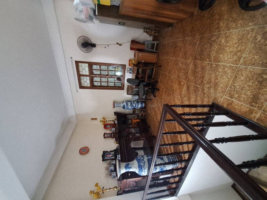 Bán nhà Thái Thịnh - diện tích 26.3m2 5 tầng - Mặt tiền rộng, nhà dân xây khung cột chắc chắn - giá 10 tỷ