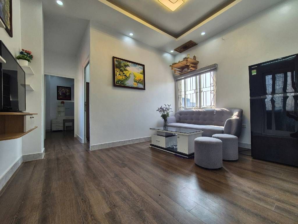 Bán nhà Khương Đình - diện tích 44m2 6 tầng - CỰC HIẾM! CĂN HỘ 2 NGỦ TRUNG TÂM KHƯƠNG ĐÌNH - FULL NỘI THẤT - SÂN CHUNG RỘNG THOÁNG - giá 2,2 tỷ