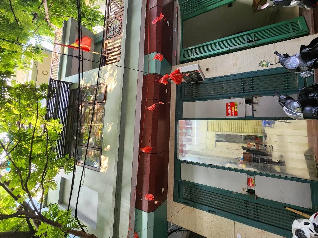 Bán nhà Phố 8/3 - diện tích 52.7m2 4 tầng - LÔ GÓC - VỈA HÈ - Ô TÔ TRÁNH - giá 16,5 tỷ