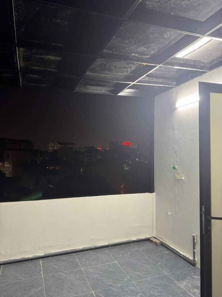 Bán nhà Hoàng Mai - diện tích 26m2 5 tầng - ô tô đỗ cổng - giá 8,5 tỷ