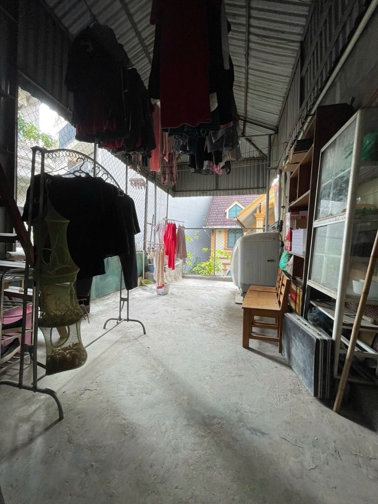 Bán nhà Yên Lạc - diện tích 23m2 3 tầng - Mặt ngõ - giá 8,3 tỷ