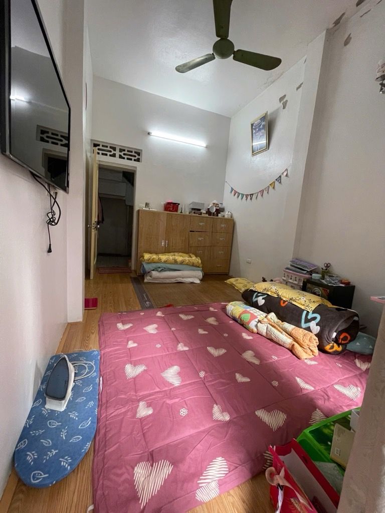 Bán nhà Yên Lạc - diện tích 23m2 3 tầng - Mặt ngõ - giá 8,3 tỷ