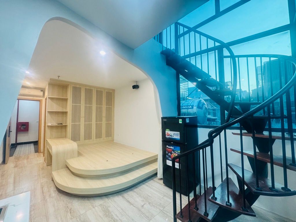 Bán nhà Tây Sơn - diện tích 35m2 6 tầng - Thang máy, cho thuê căn hộ dịch vụ - giá 11,6 tỷ