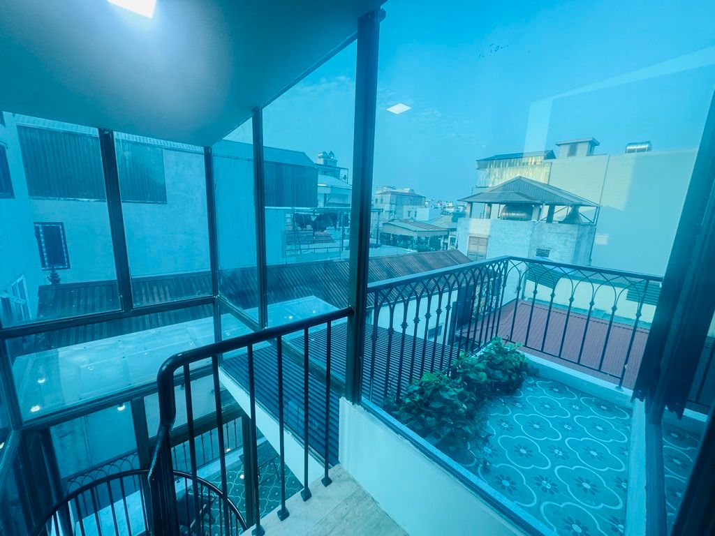 Bán nhà Tây Sơn - diện tích 35m2 6 tầng - Thang máy, cho thuê căn hộ dịch vụ - giá 11,6 tỷ