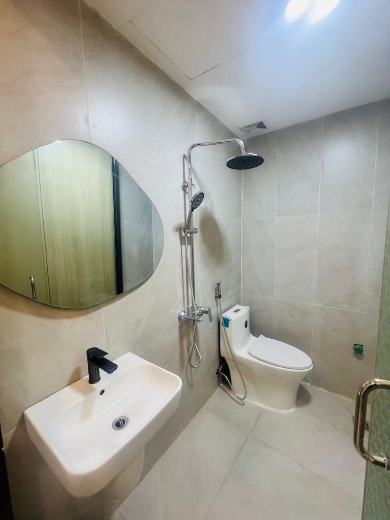 Bán nhà Tây Sơn - diện tích 35m2 6 tầng - Thang máy, cho thuê căn hộ dịch vụ - giá 11,6 tỷ