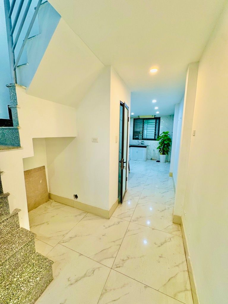 Bán nhà Đại Từ - diện tích 35m2 2 tầng - HCĐC - Nhà chưa sổ - giá 2,4 tỷ