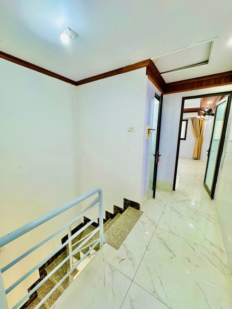 Bán nhà Đại Từ - diện tích 35m2 2 tầng - HCĐC - Nhà chưa sổ - giá 2,4 tỷ