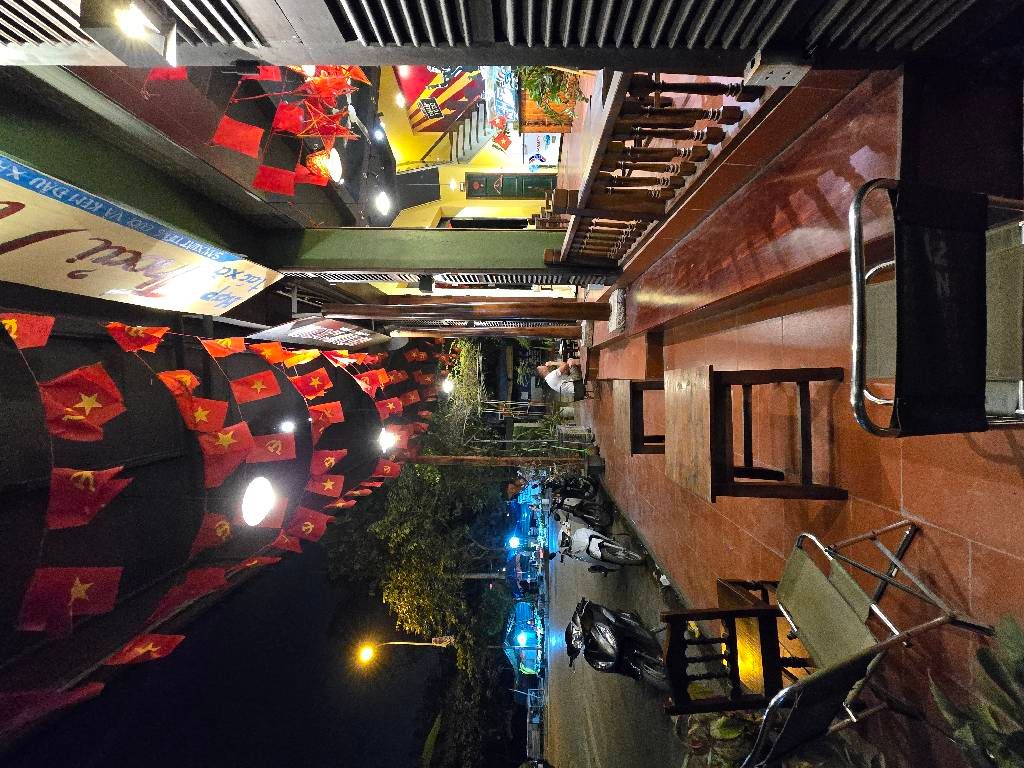 Bán nhà Hưng Thịnh - diện tích 60m2 5 tầng - Lô góc kinh doanh - giá 23,8 tỷ