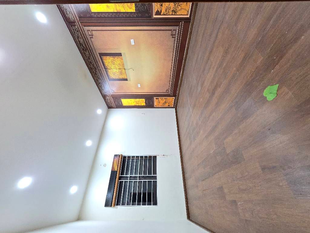 Bán nhà Định Công Thượng - diện tích 50.9m2 5 tầng - ô tô đỗ cổng - giá 14 tỷ