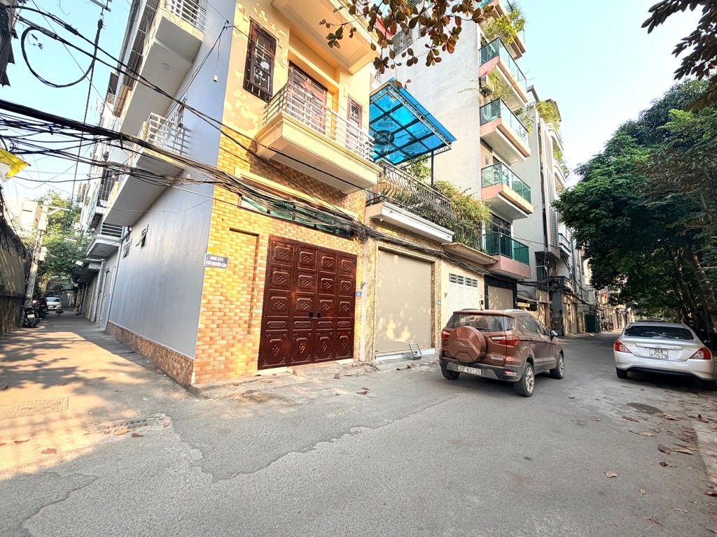 Bán nhà Nguyễn Lân - diện tích 51m2 1 tầng - Ô tô vào nhà - giá 15 tỷ