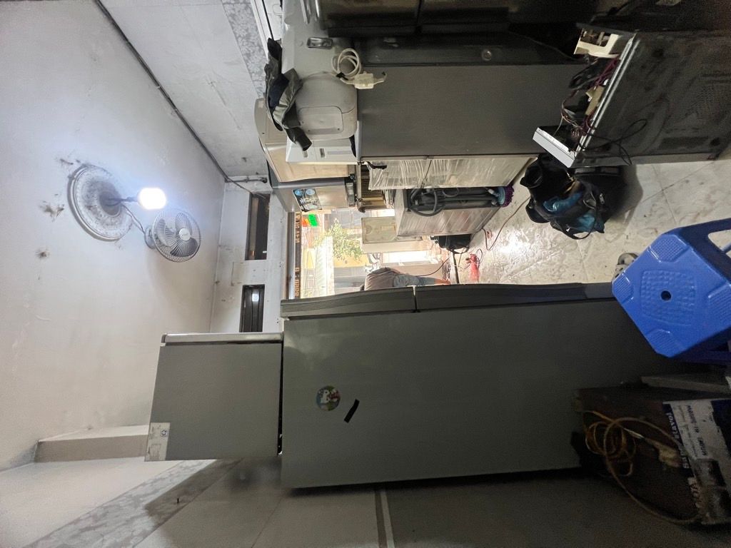 Bán nhà Lãng Yên - diện tích 40m2 1 tầng - mặt phố - giá 3,7 tỷ