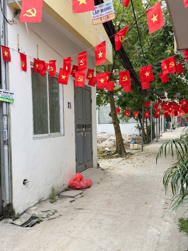 Bán nhà Định Công Hạ - diện tích 28m2 2 tầng - Nhà 2 tầng, gần đô thị Định Công - giá 2,7 tỷ