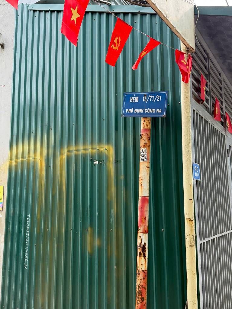 Bán nhà Định Công Hạ - diện tích 28m2 2 tầng - Nhà 2 tầng, gần đô thị Định Công - giá 2,7 tỷ