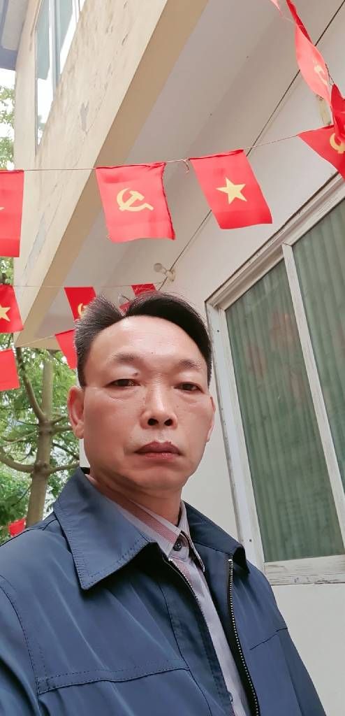 Bán nhà Định Công Hạ - diện tích 28m2 2 tầng - Nhà 2 tầng, gần đô thị Định Công - giá 2,7 tỷ