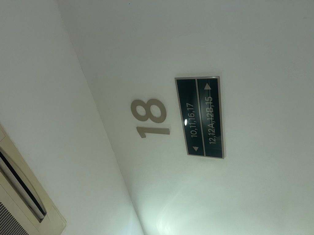 Bán nhà KĐT Time City - diện tích 124m2 48 tầng - Căn hộ hạng sang - giá 19,9 tỷ