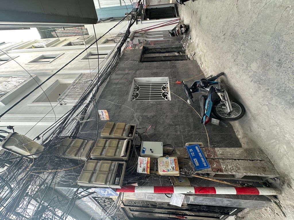 Bán nhà Định Công Thượng - diện tích 51m2 6 tầng - Lô góc - giá 15,5 tỷ