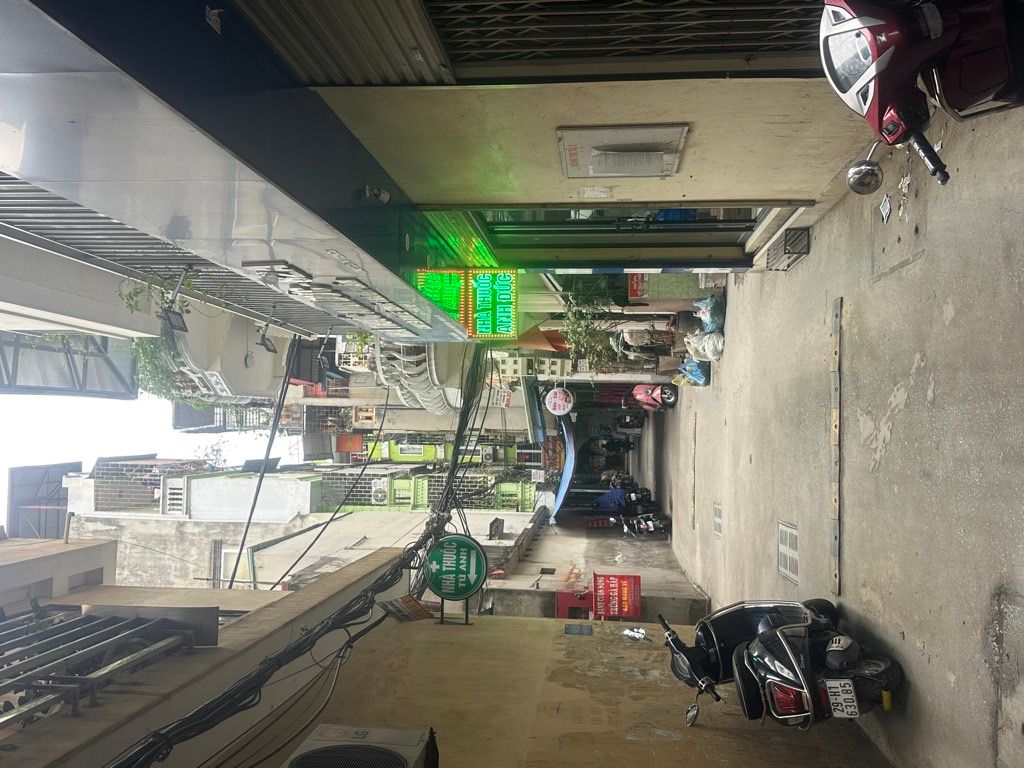 Bán nhà Trưởng Chinh - diện tích 53.6m2 8 tầng - Ngõ ba gác phóng vù vù - giá 22,5 tỷ